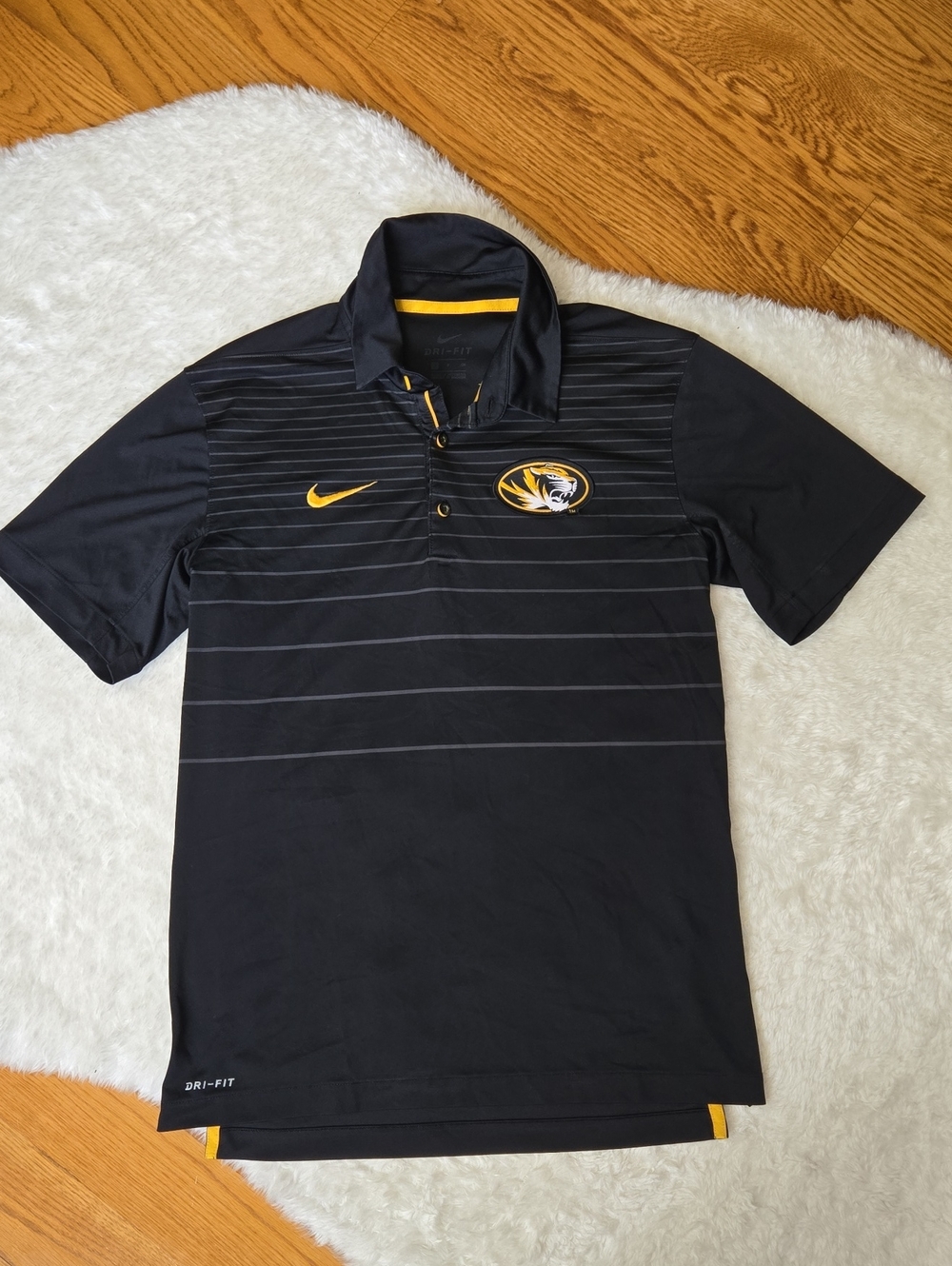 Nike Mizzou Athletic Polo, Mens Medium